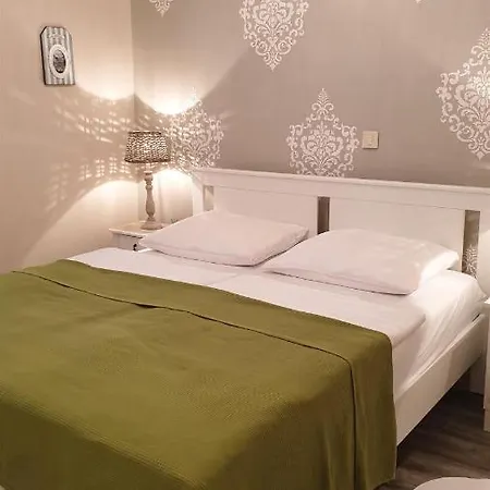 Seafront With Amazing Seaview Apartment Vrbnik (Primorje-Gorski Kotar)