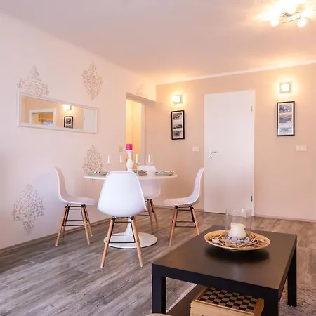 Apartment Seafront With Amazing Seaview Vrbnik (Primorje-Gorski Kotar)