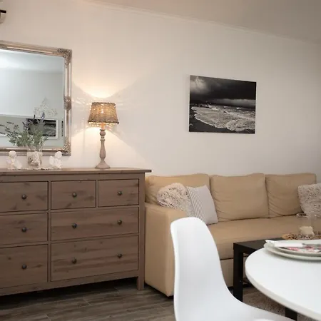 Apartment Seafront With Amazing Seaview *