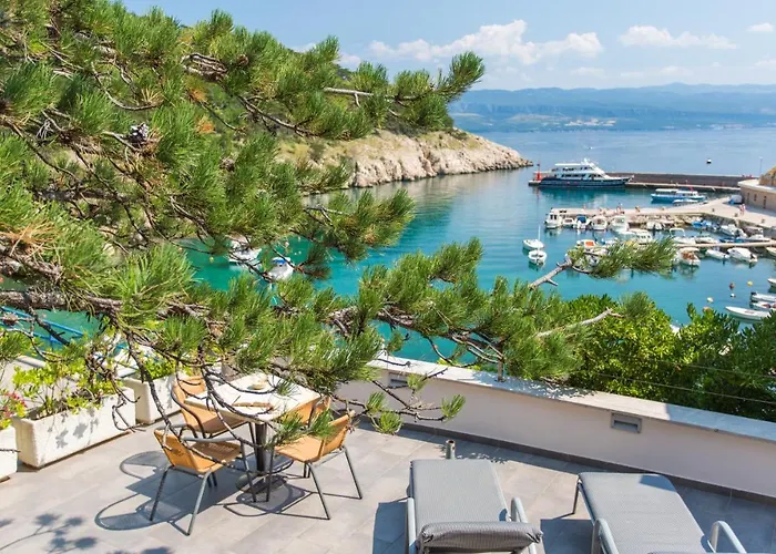 Seafront With Amazing Seaview * فربنيك